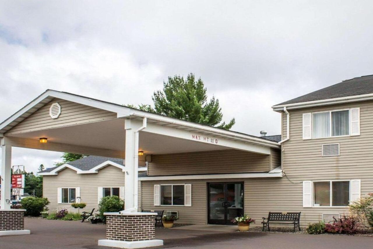 Quality Inn Айрънууд Екстериор снимка