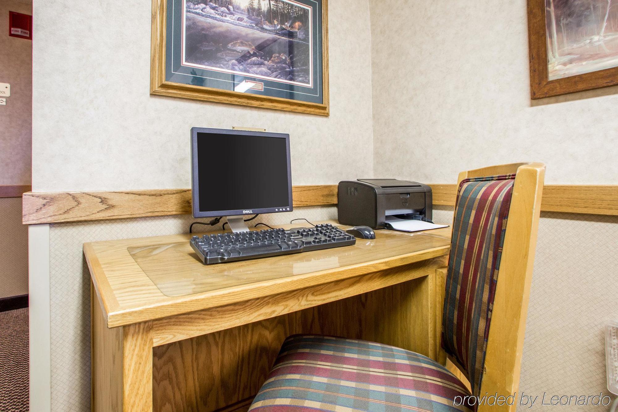 Quality Inn Айрънууд Екстериор снимка